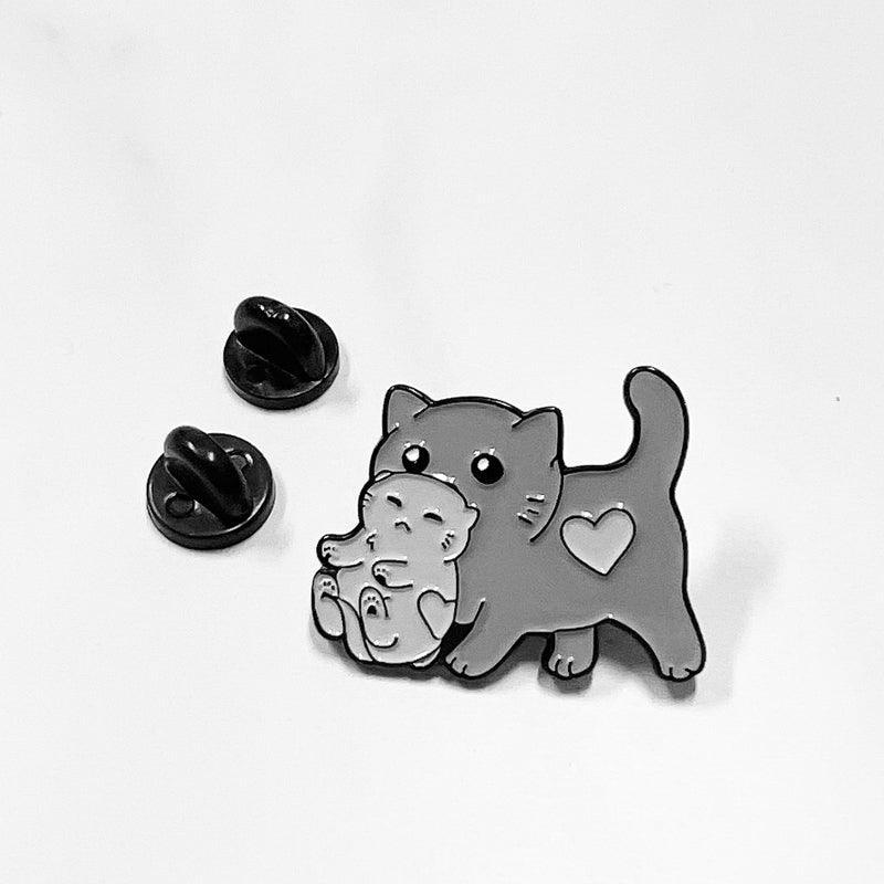 Mama Cat Carrying Kitten Enamel Pin – Cute Cat Lover Gift