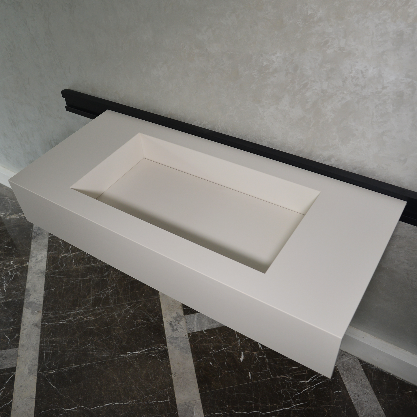 Absolute White Engineered Porcelain Handcrafted Sink with Scratch Resistant Finish