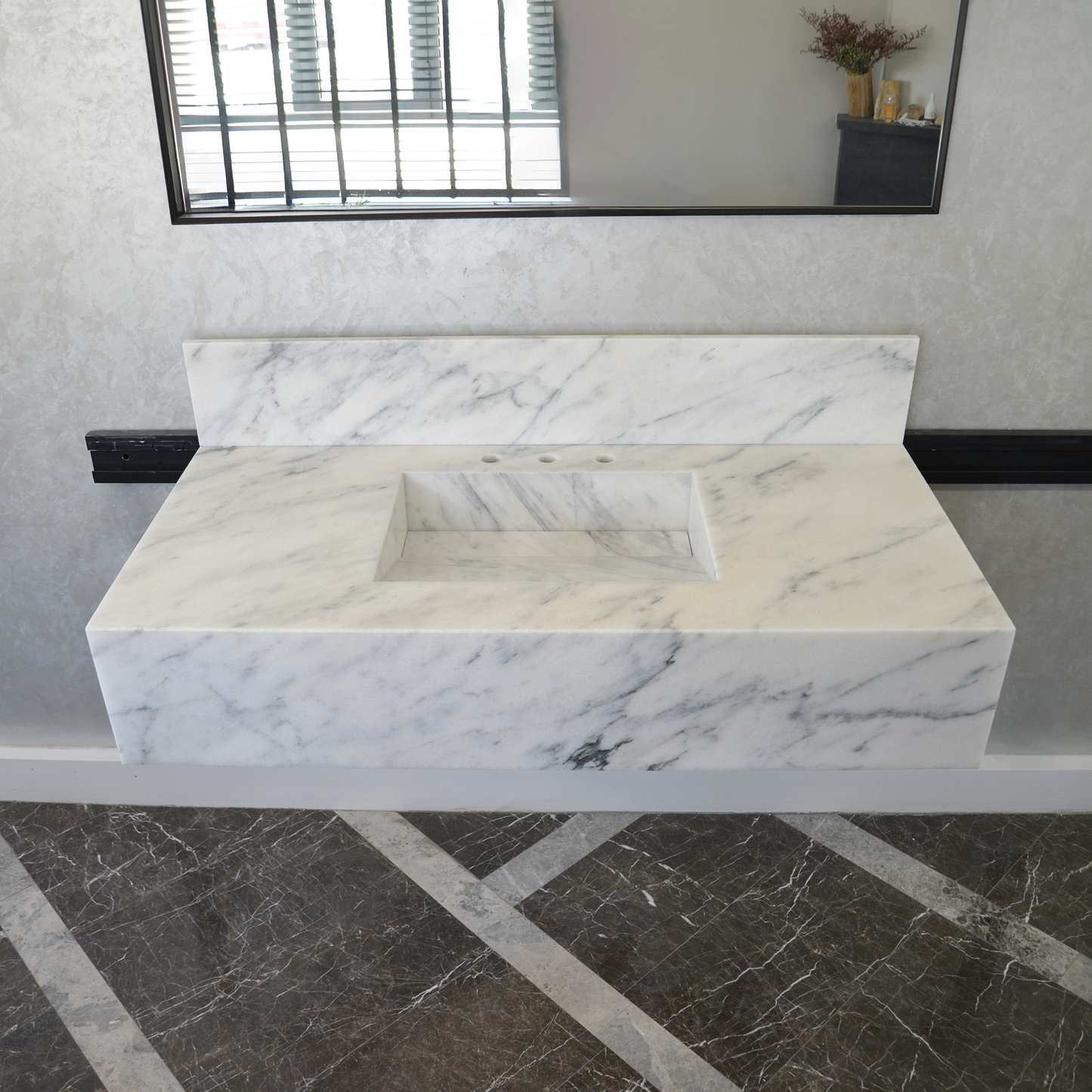 Calacatta Viola White Marble Handcrafted Sink - Sculptural Design