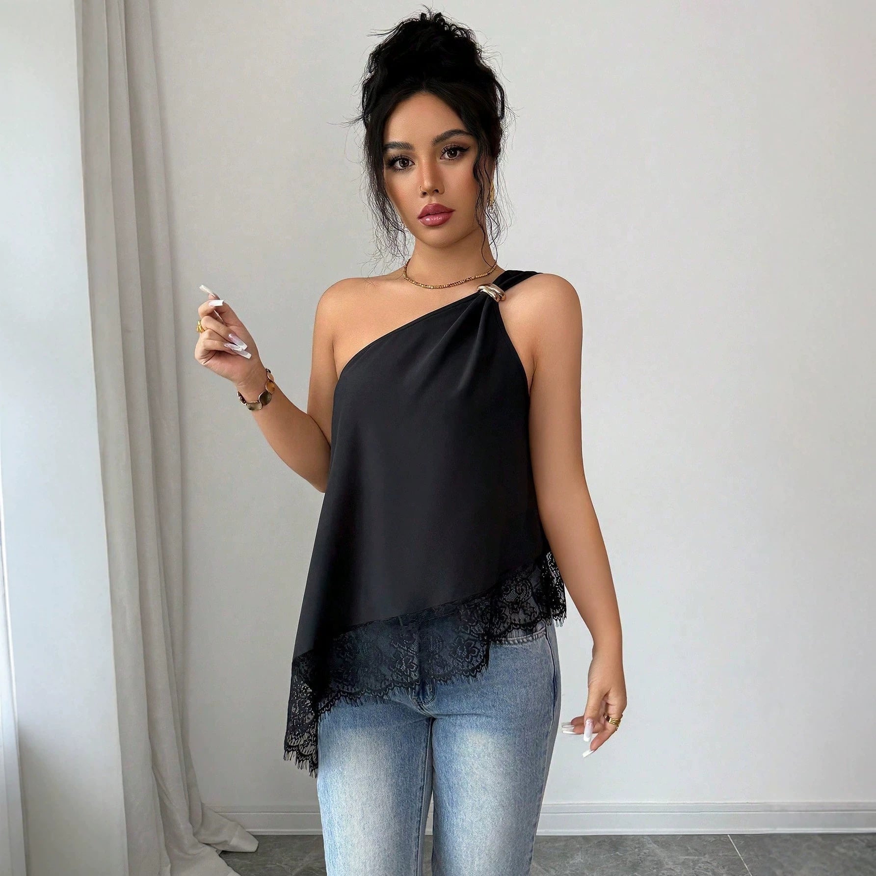 Off-Shoulder Metal Buckle Lace Patchwork Vest – Irregular Hem Loose Fit