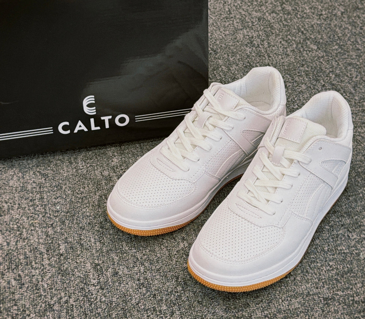 CALTO - S2531 - 2.2 Inches Taller (White) with Gum Sole - Contemporary Casual Sneaker