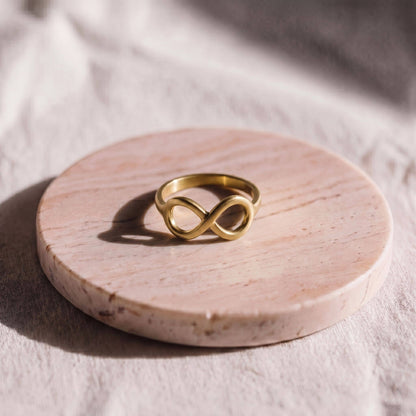 Brass Infinite Loop Ring | Saya
