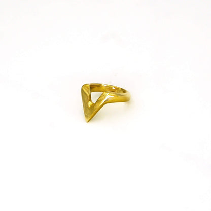 V-Shape Brass Ring for Men & Women | Nyeupe