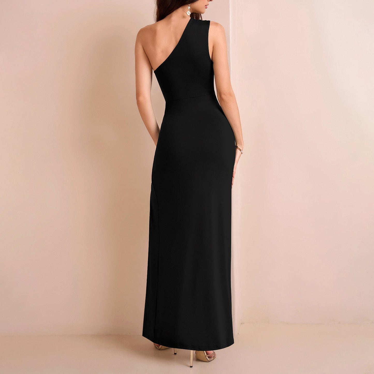 Elegant Milk Silk Sloping Shoulder Dress Sexy High Slit Slim Pleated Tight Formal Dress