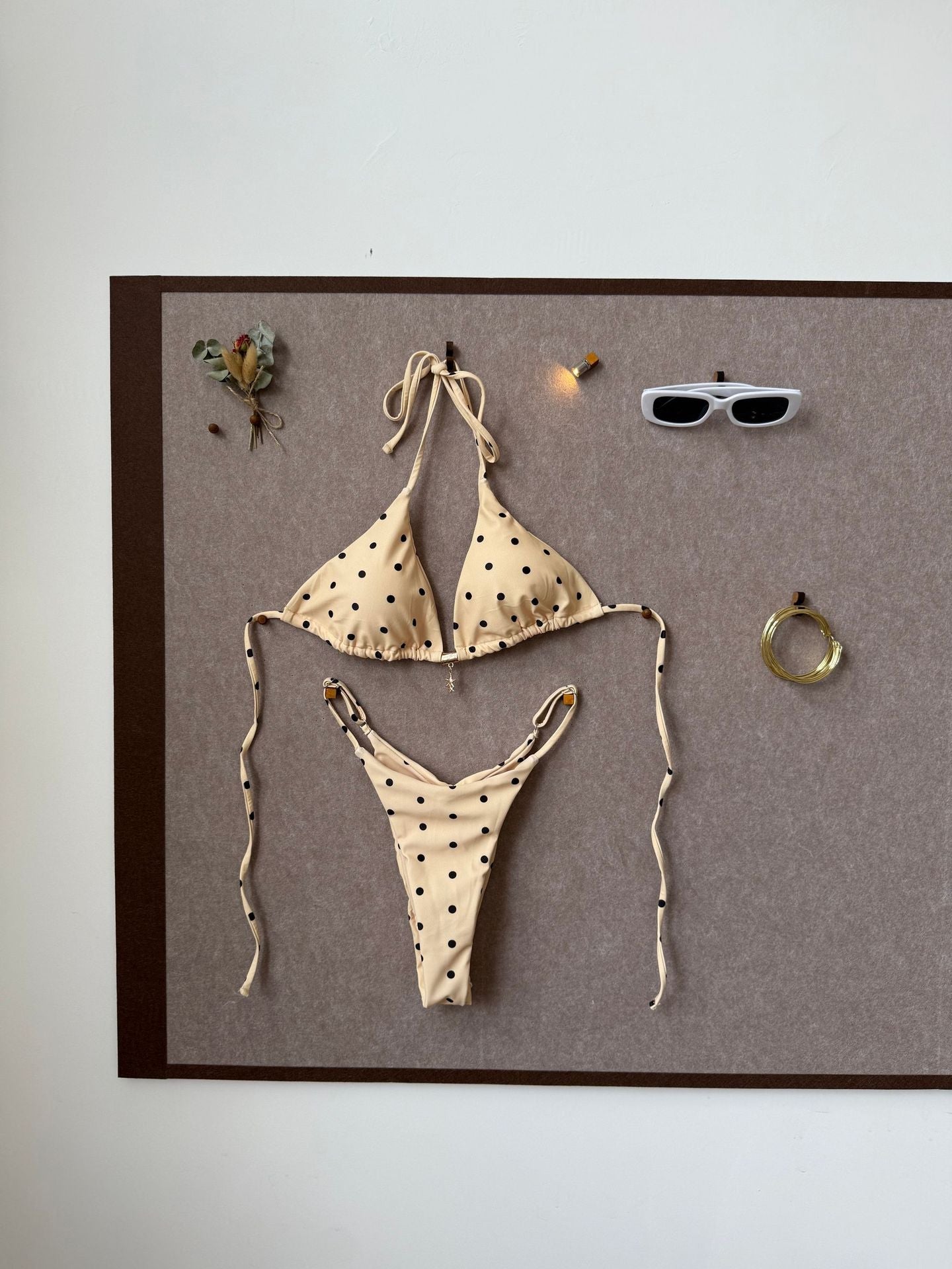 Sexy Strap Splicing Color Polka Dot Girl Vacation Bikini Split Swimsuit