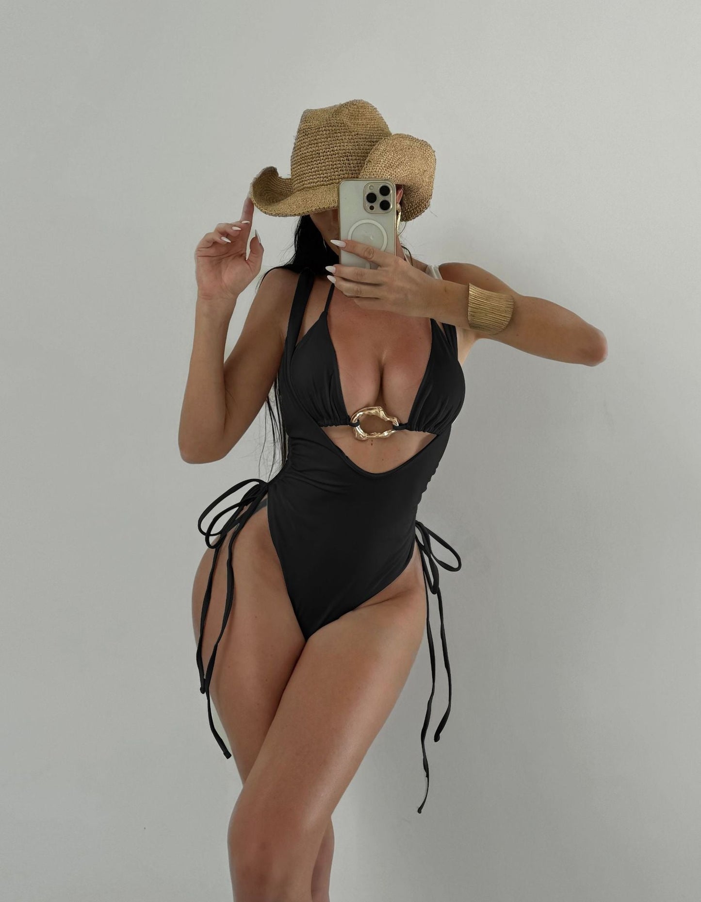 Sexy Two Piece Solid Color Swimsuit Women Bikini Metal Accessories Swimsuit