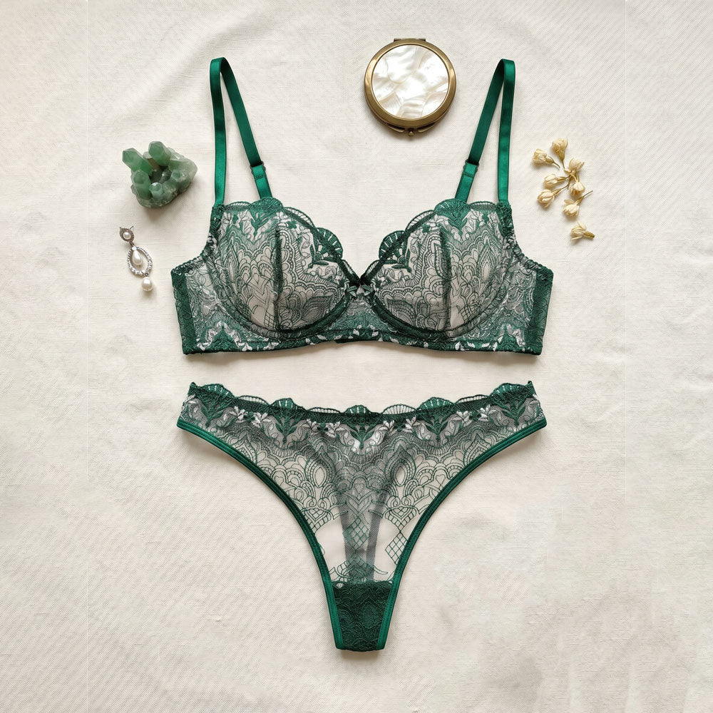 Embroidered Underwear Women Small Chest Push up Big Breast Holding round Cup with Steel Ring Sweet Meiwen Bra Set