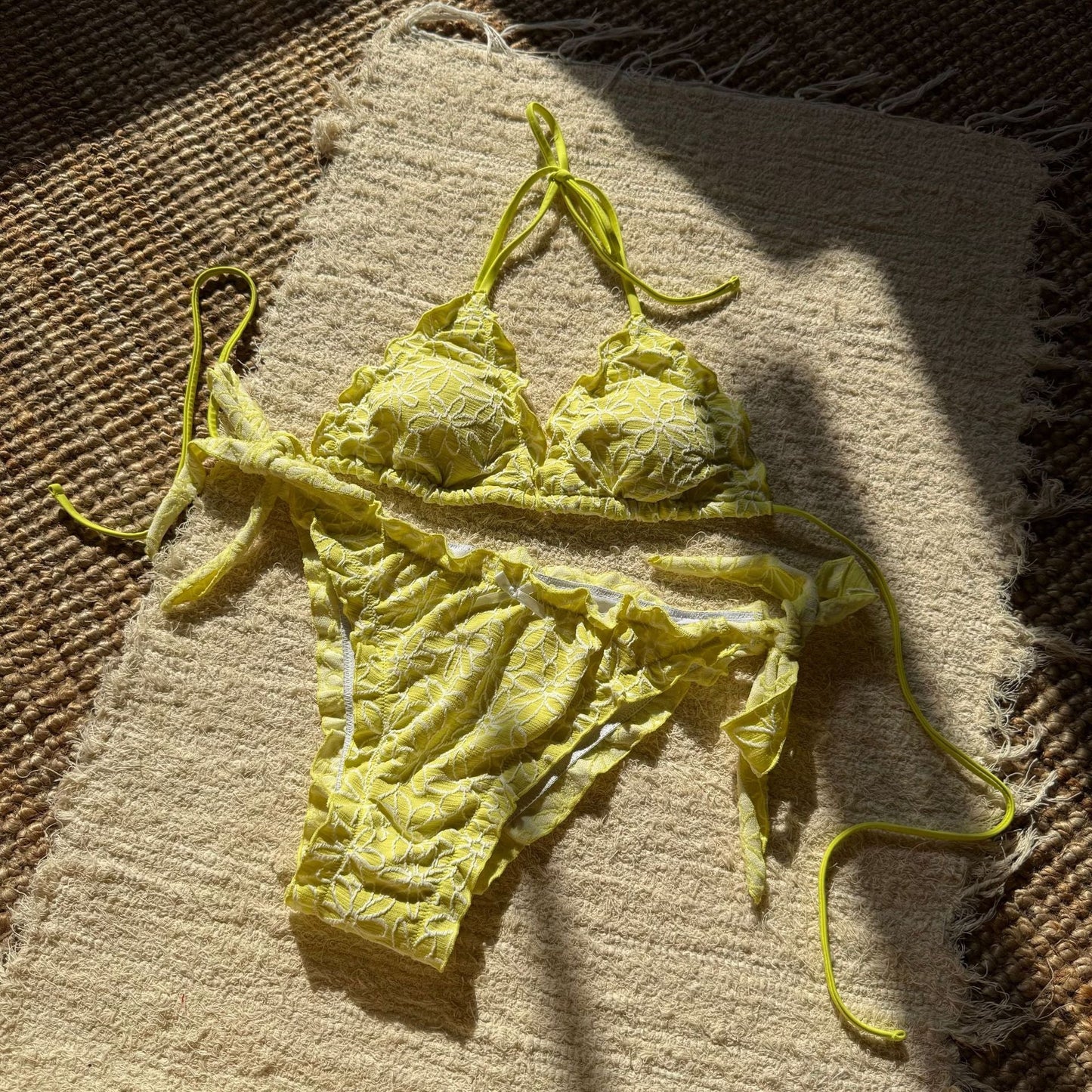 Embroidery Small Floral Sexy Sexy Split Swimwear Swimsuit Bikini