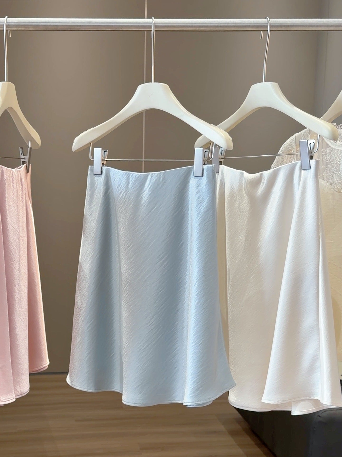 Graceful Satin Acetate Fishtail For Women Summer High Waisted Figure Flattering Draping A Line Sheath Short Skirt