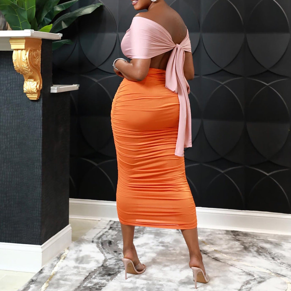 Women Wear Summer Backless Lace-up Wrapped Chest Pleated Sexy Color Block Dress