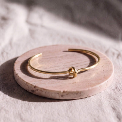 Thin Knot Brass Cuff Bracelet | Tatu