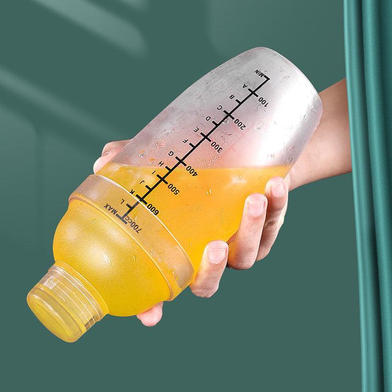 Cocktail Shaker Drink Mixer Food Grade Plastic Ergonomic Design Modern Home Bar Accessory Everyday Bartending Appliance