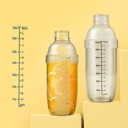 Cocktail Shaker Drink Mixer Food Grade Plastic Ergonomic Design Modern Home Bar Accessory Everyday Bartending Appliance