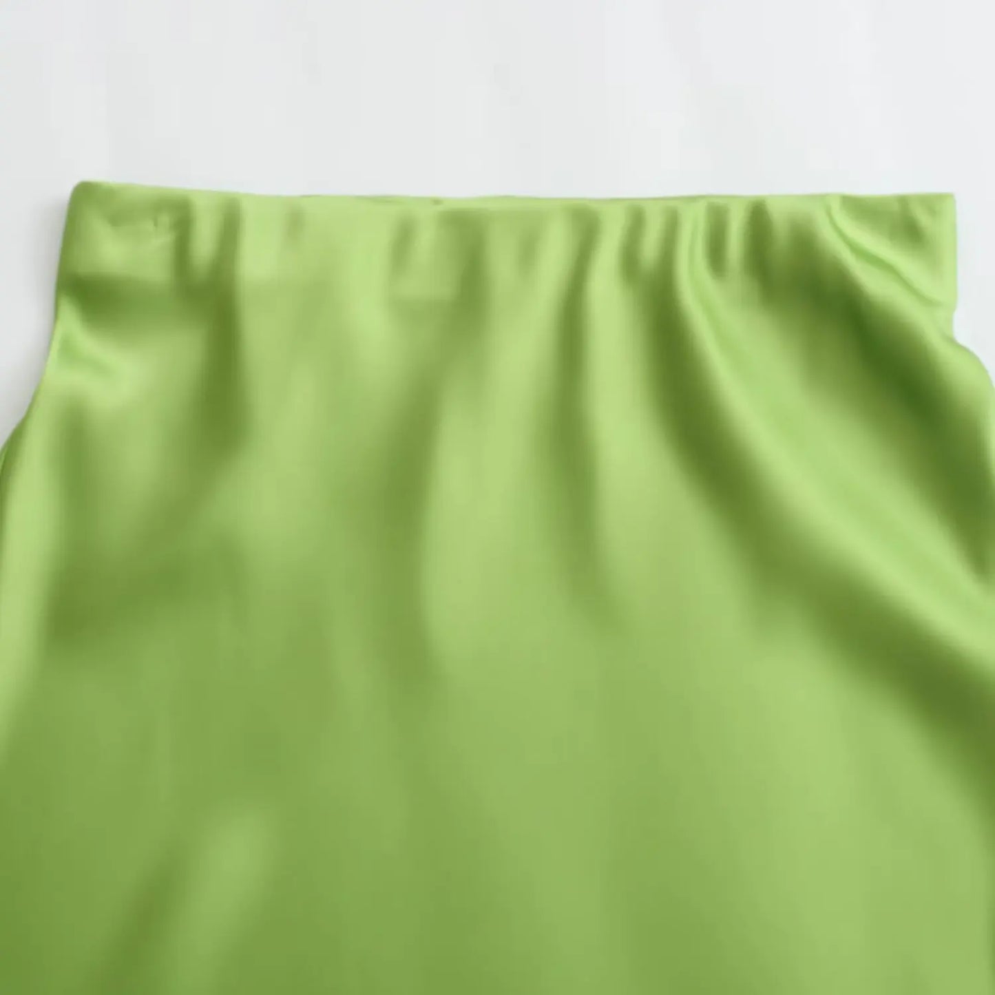 2026 New Women's European And American Style Fashion Silk Satin Texture High Waist Skirt Street Style Elegant Mid-length Skirt