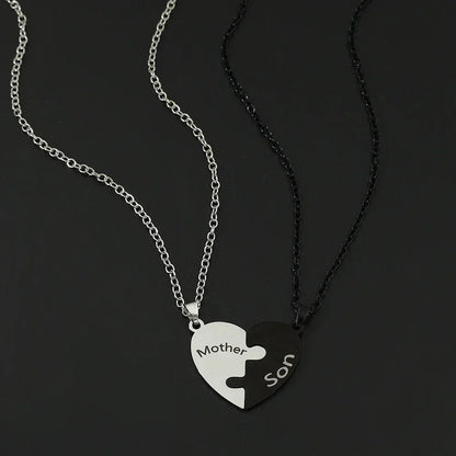 Father Mom Son Daughter Family Necklace Love Heart Puzzle Pendant Necklace Stainless Steel Jewelry for Women Mother's Day Gift