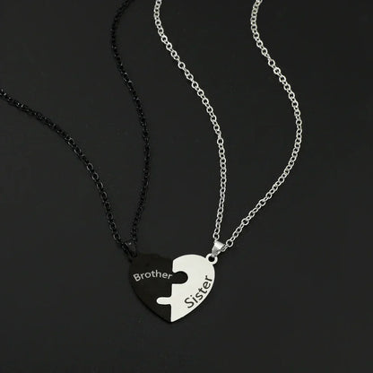 Father Mom Son Daughter Family Necklace Love Heart Puzzle Pendant Necklace Stainless Steel Jewelry for Women Mother's Day Gift