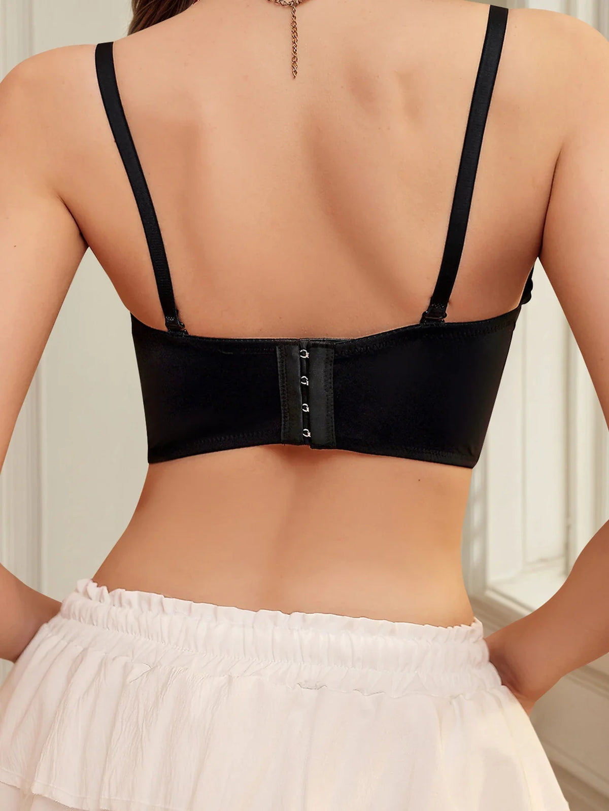 Push Up Bra Women Lace Up Front Decoration Bralette Sexy Plunge Bra with Shoulder Straps Black Pink Lingerie Underwear B2745