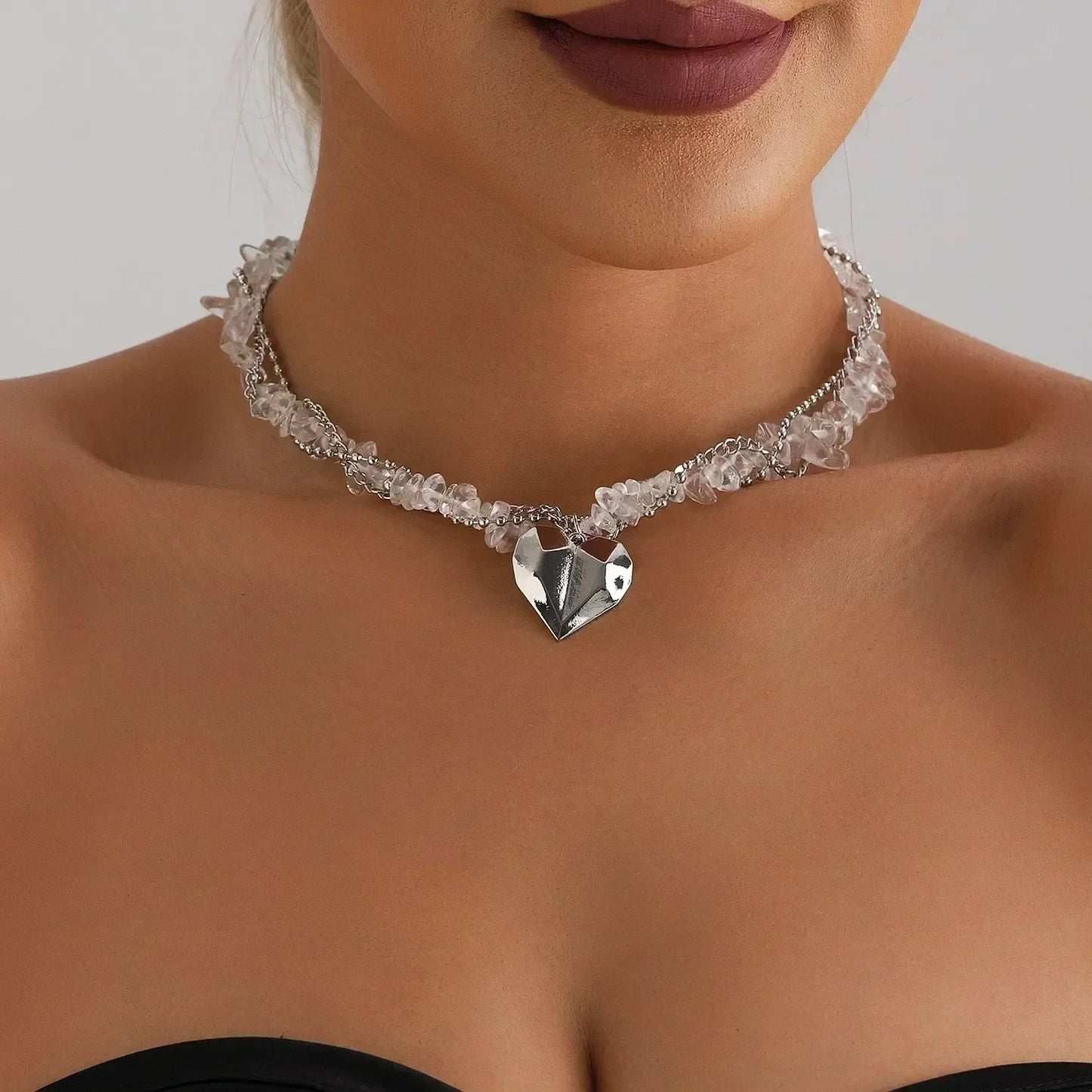 Fashion Heart Beaded Necklace for Women Boho Elegant Irregular Crystal Chain Y2K Choker Exquisite Party Gift Jewelry Accessories