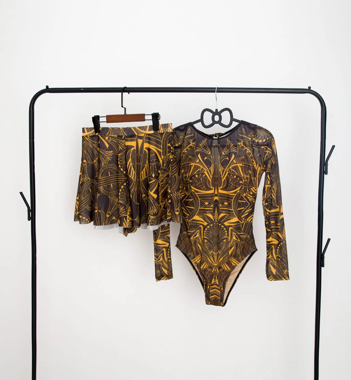 2026 Printed Long Sleeve Swimsuit Sexy Swimwear Women Backless Surf Swim Suit Slimming Bathingsuit Bikini Bodysuit Beachwear
