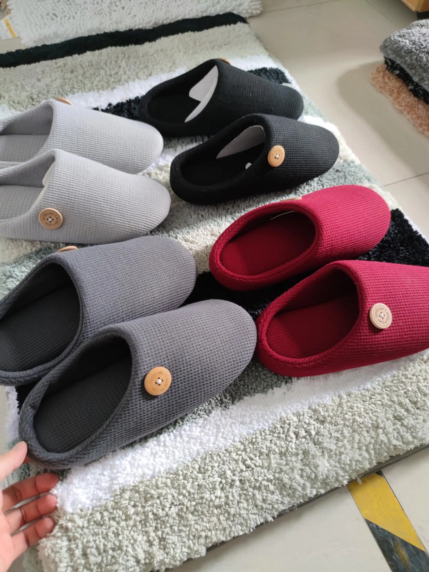 Kidmi Men Slippers Winter Indoor Men Slippers Classic Men Flat Slippers Soft Antiskid House Slippers Casual Bedroom Slippers
