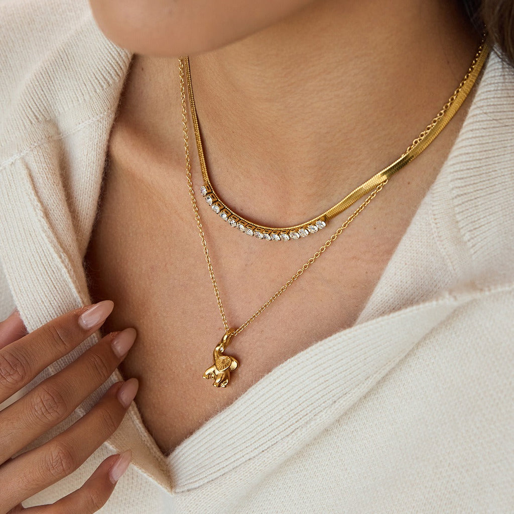 18k gold-plated titanium steel necklace with rhinestones