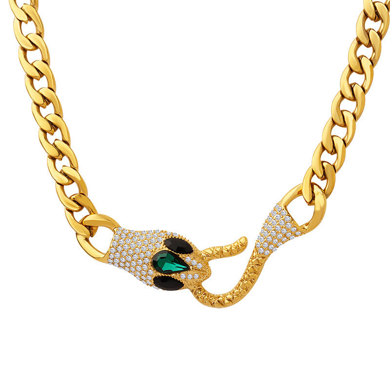 18K Gold Fashion Exquisite Snake Head Design Versatile Necklace