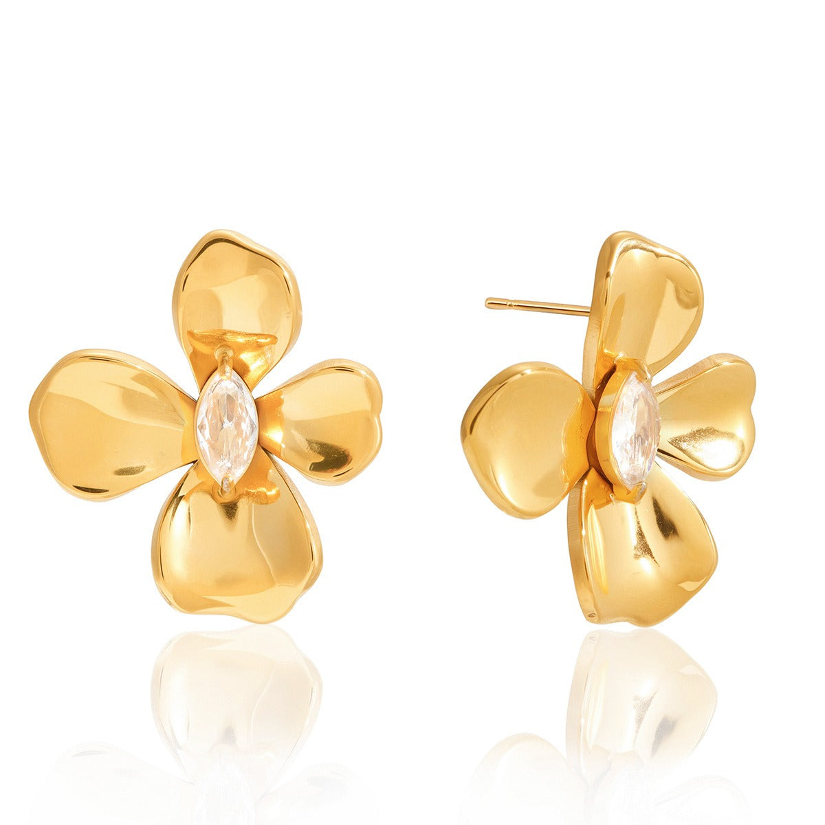 18K gold-plated, luxurious and high-end titanium steel flower-shaped stud earrings with cubic zirconia.