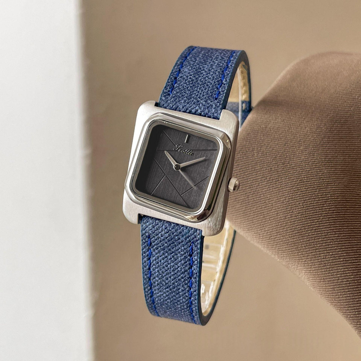Square Steel-band Waterproof Quartz Watch