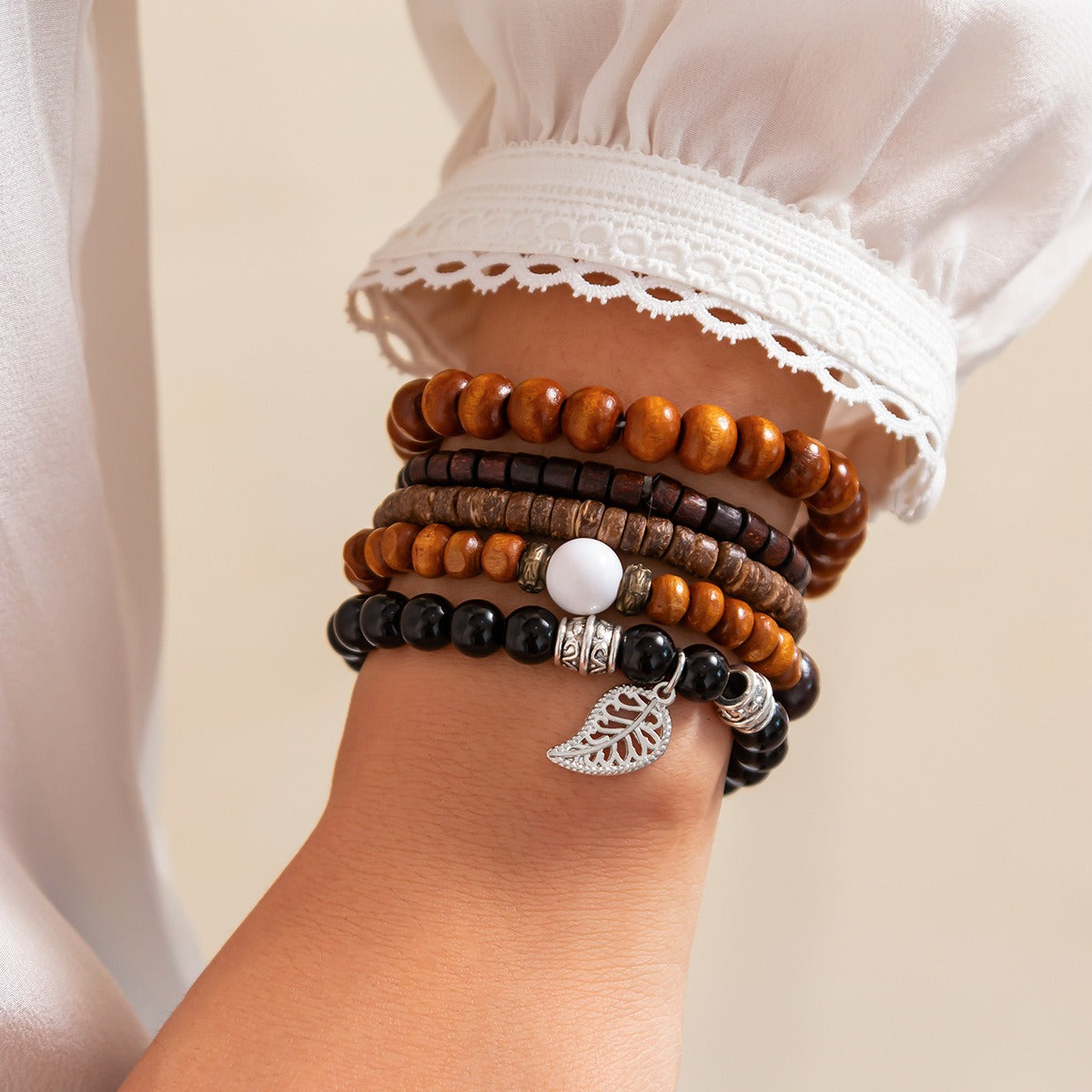 Retro ethnic style bull head turquoise beaded elastic bracelet