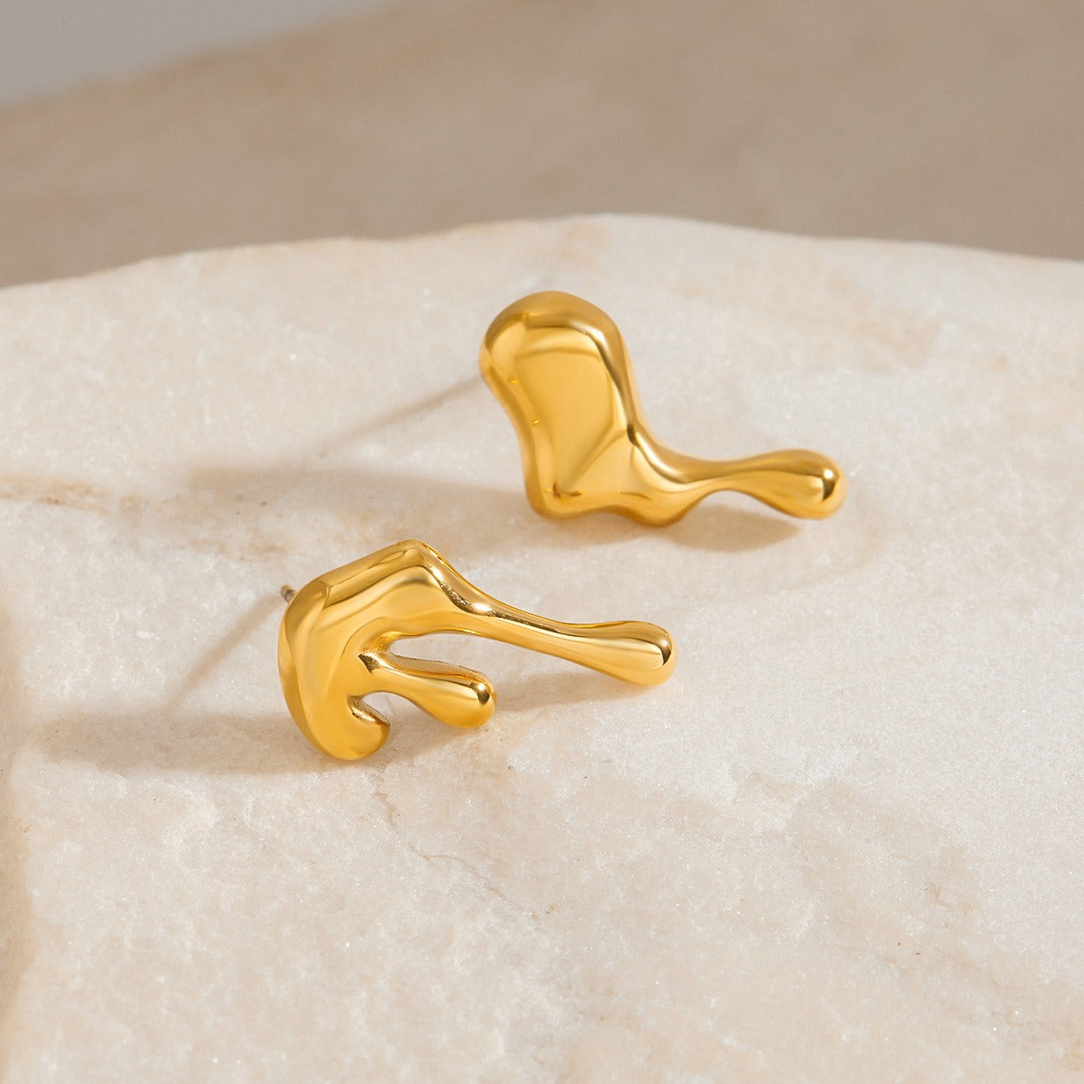 18K gold irregular shape design simple personality earrings