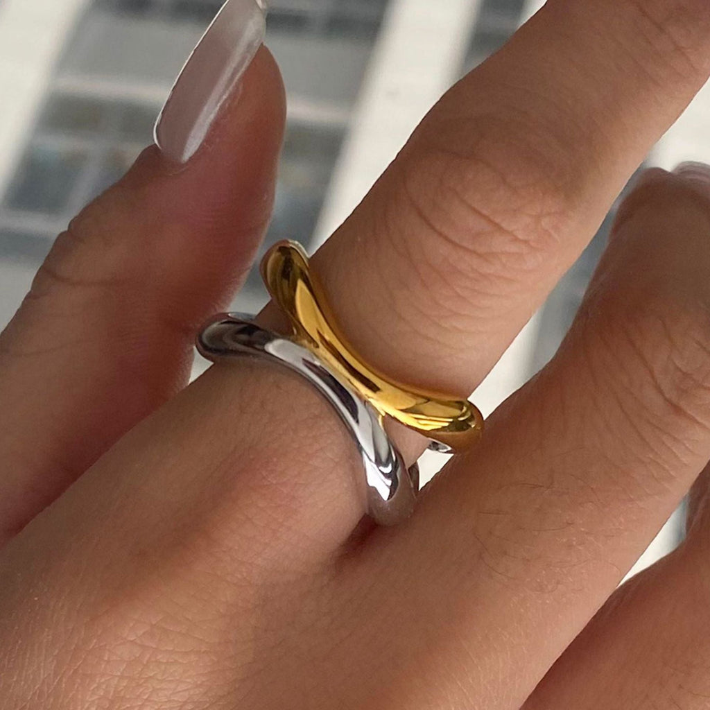 18K gold geometric lines with gold and silver color matching design simple and elegant ring