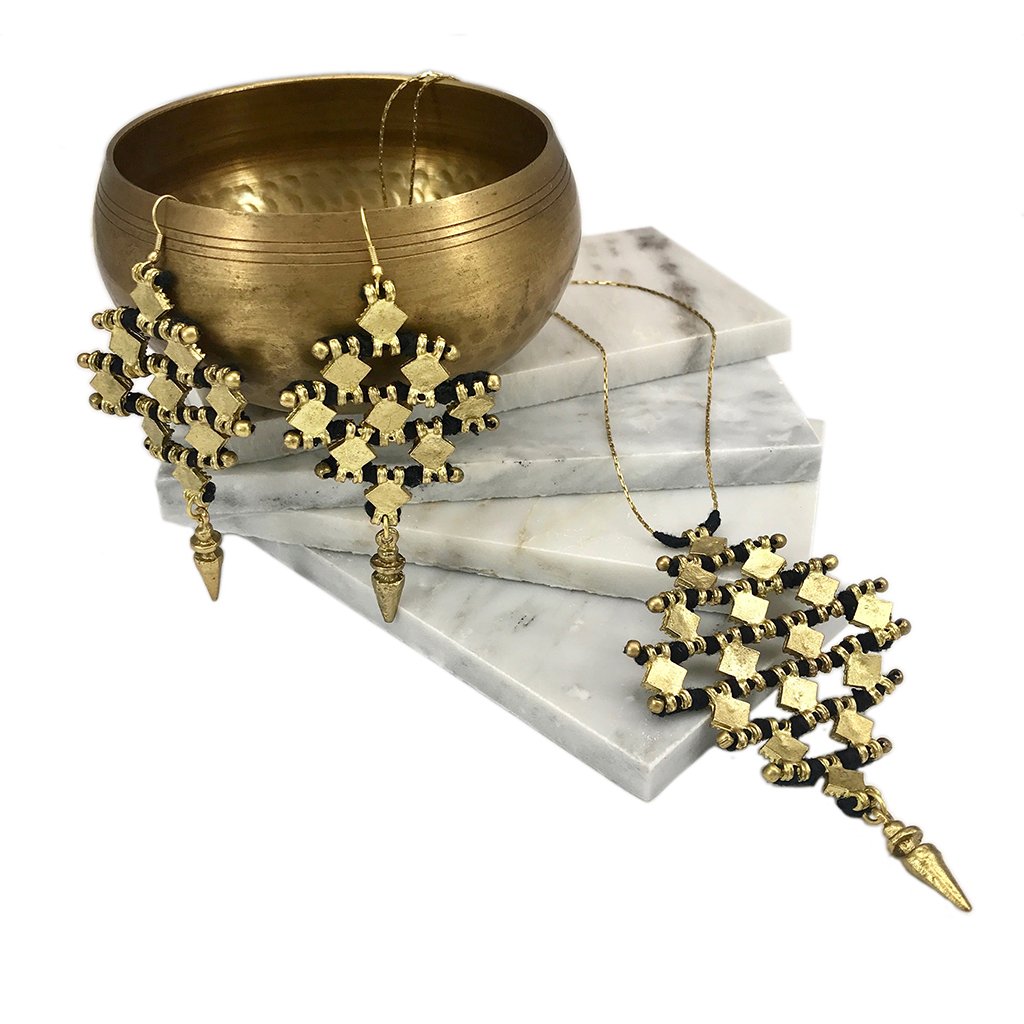 Boho Tribal Long Necklace Zinc Alloy Metal Cotton Thread Diamond Pendant