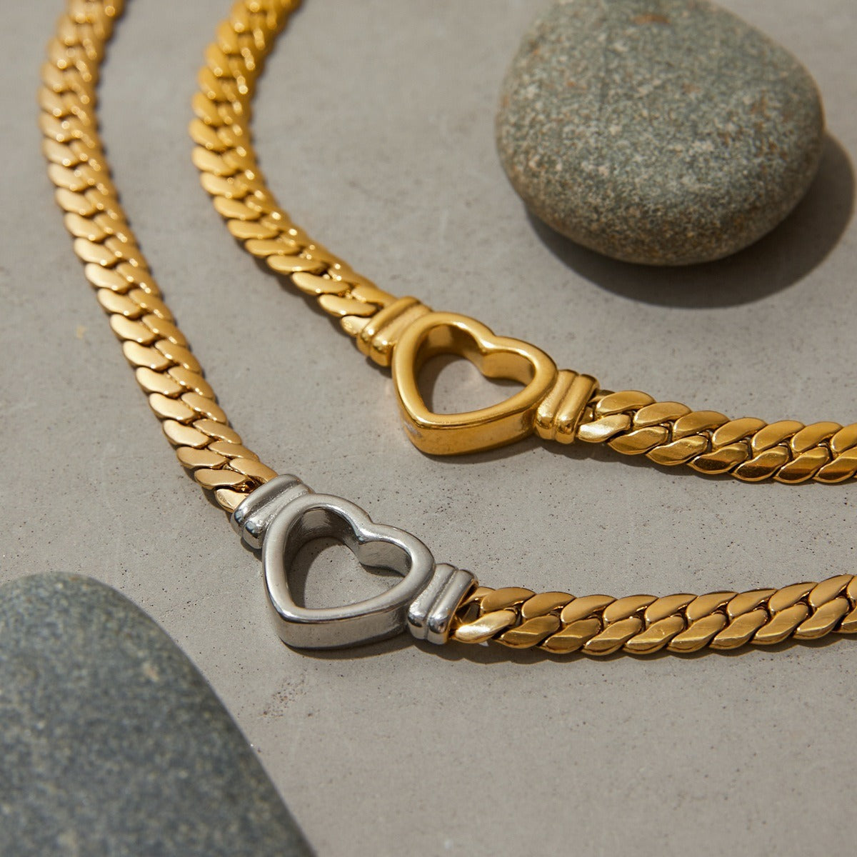 18K Gold Hollow Heart Design Trendy Personalized Necklace