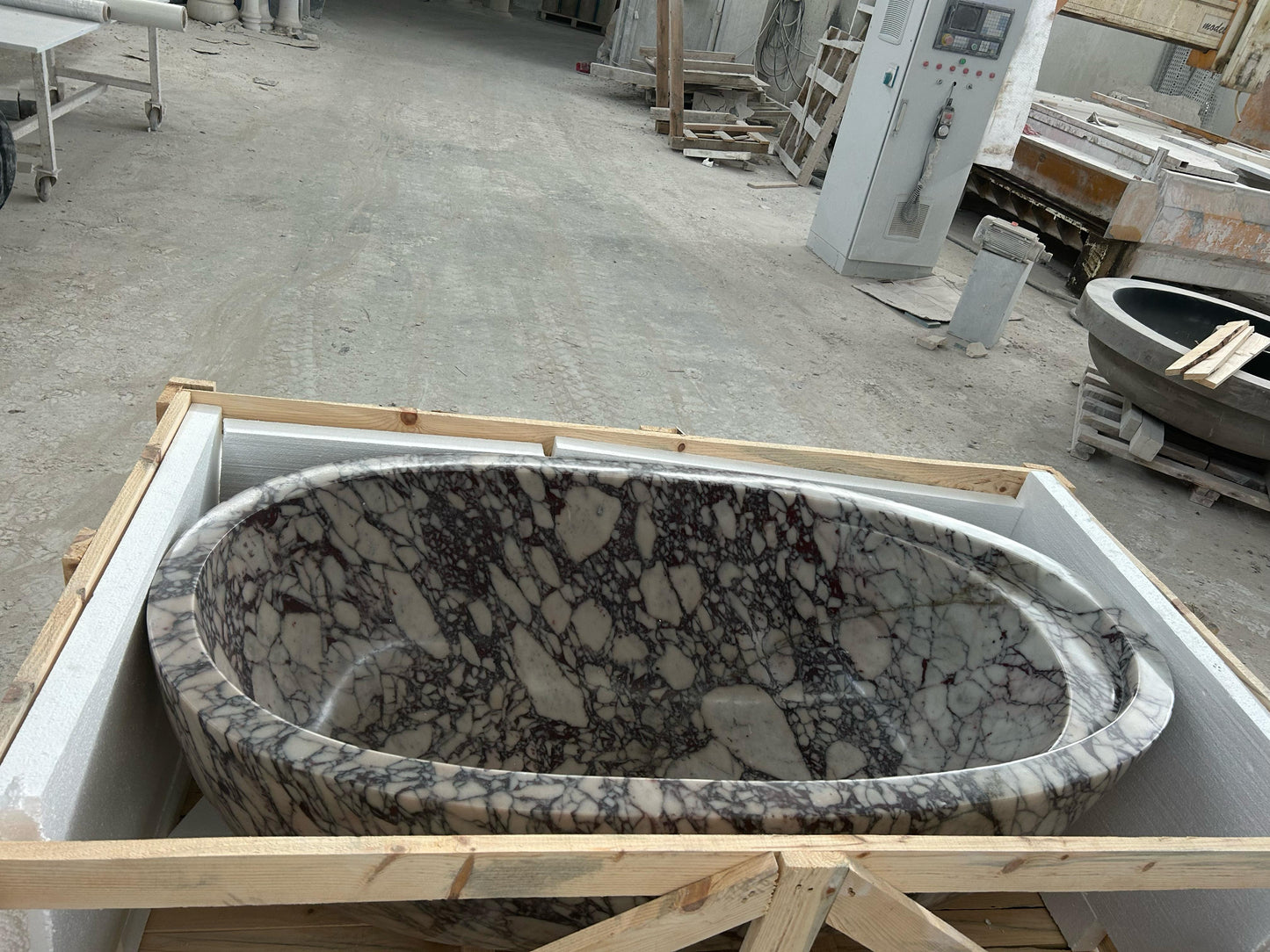 Calacatta Viola Marble Bathtub - Hand Carved Luxury 32x60x20