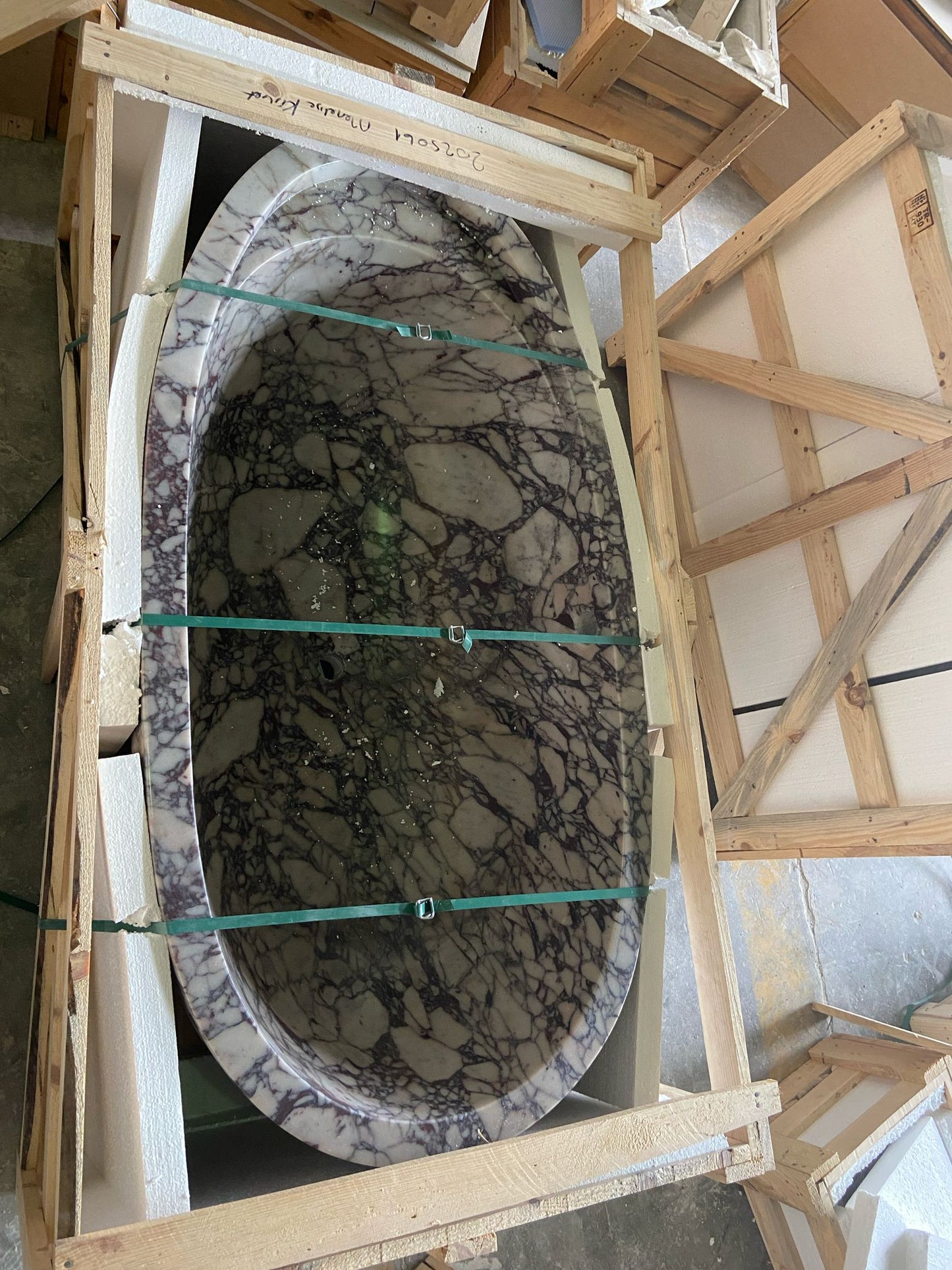 Calacatta Viola Marble Bathtub - Hand Carved Luxury 32x60x20