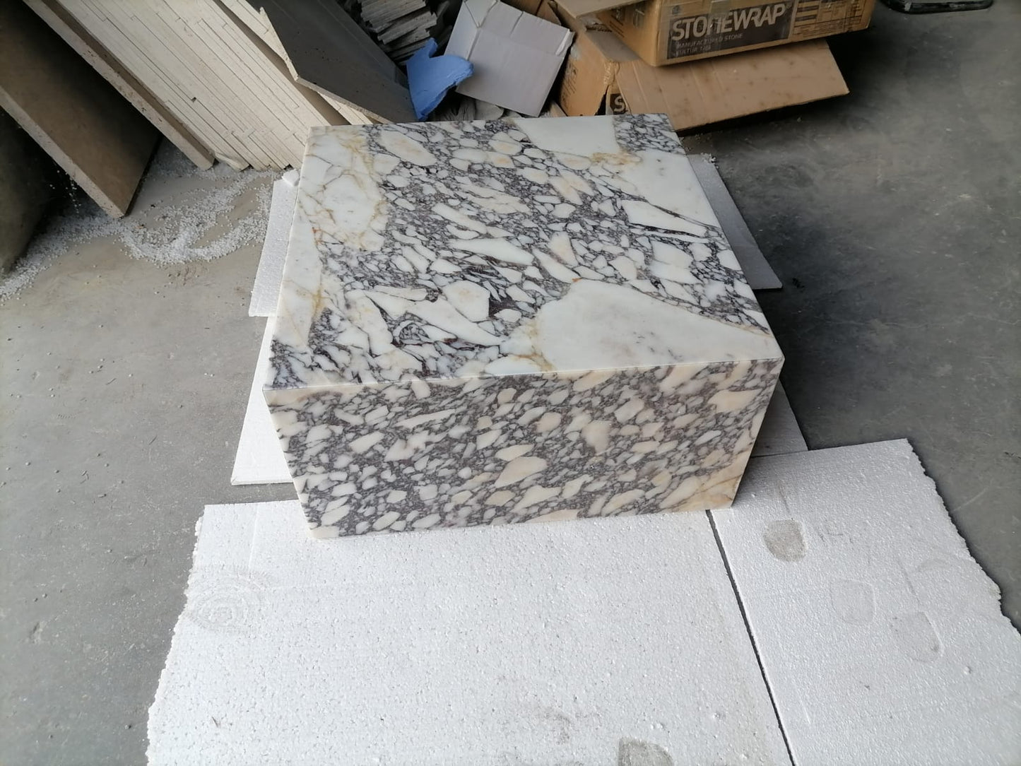 Calacatta Viola Turkish Marble Coffee Table - Polished 24x24x12