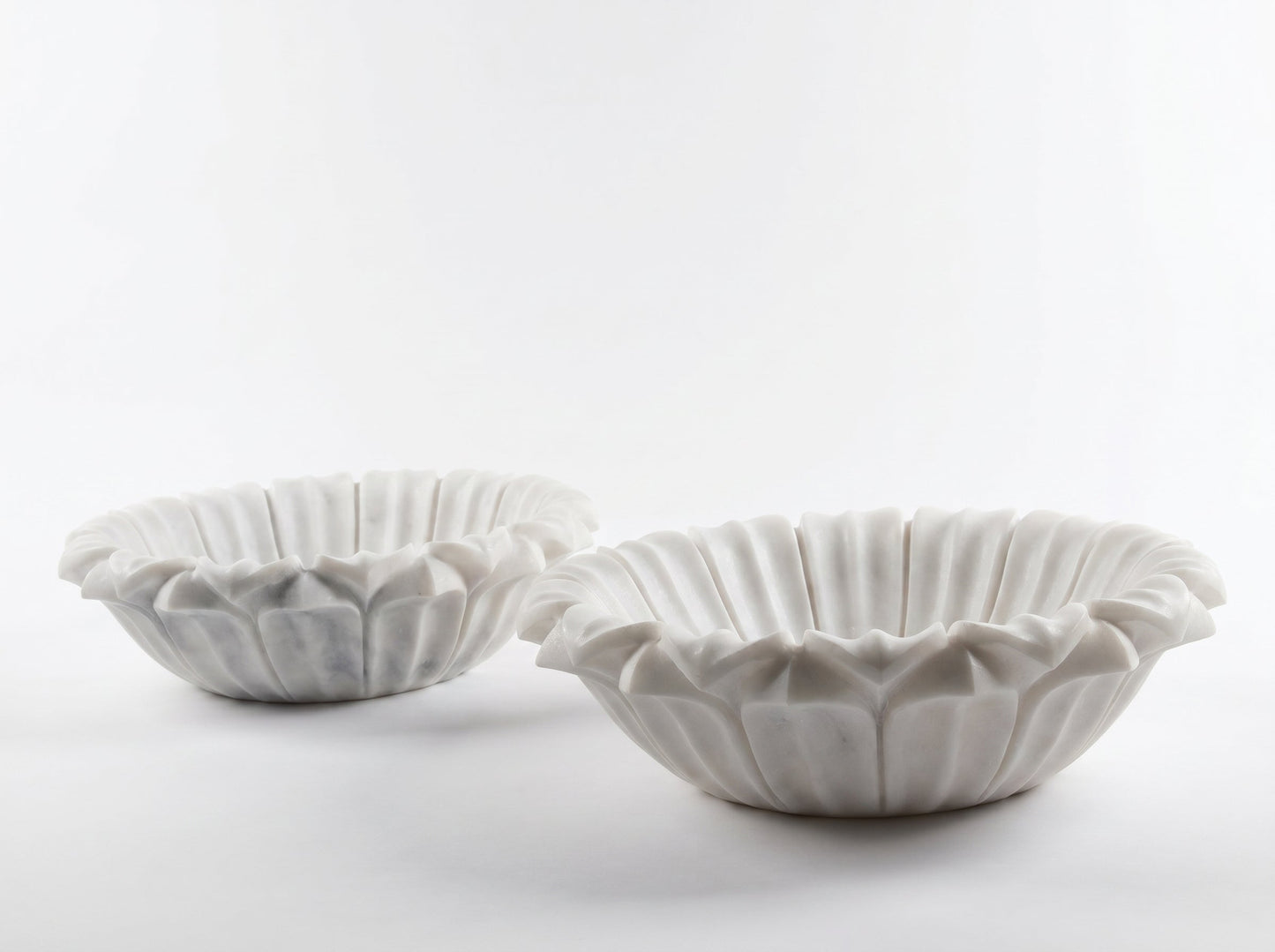 Carrara White Marble Flower Shaped Sink - Polished 18 Diameter