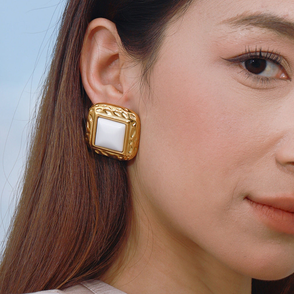 18K gold arc-shaped square inlaid gemstones with exquisite design and noble earrings
