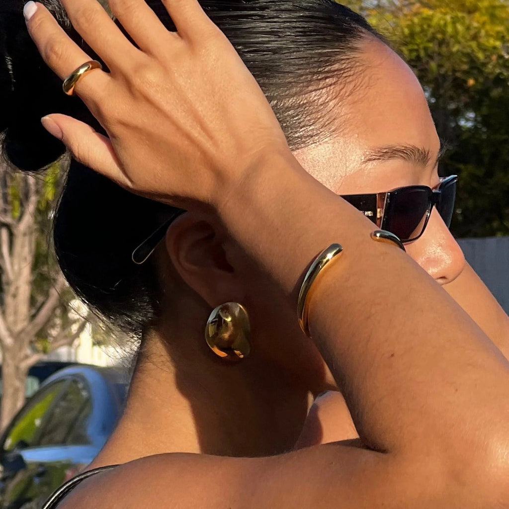 18k gold geometric design simple and versatile earrings