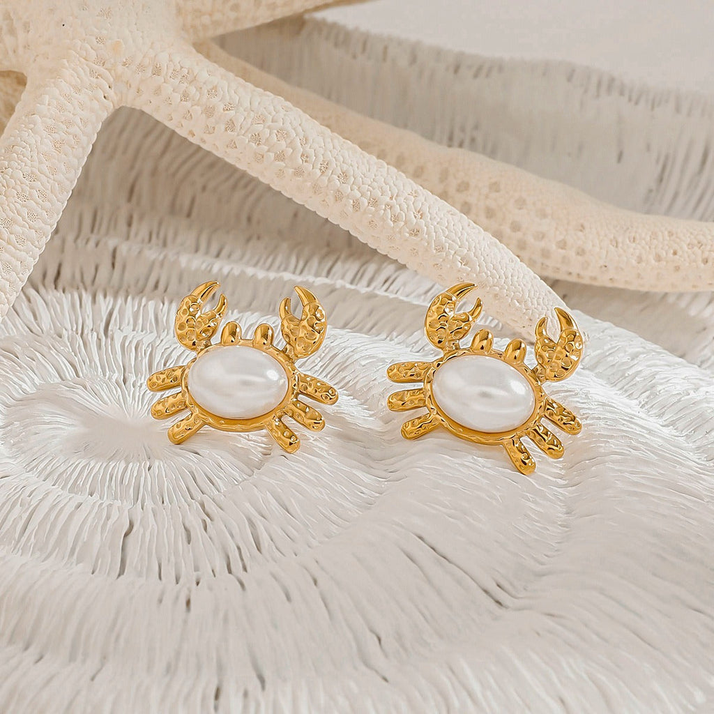18K gold crab-shaped earrings inlaid with pearls, exquisite and unique design