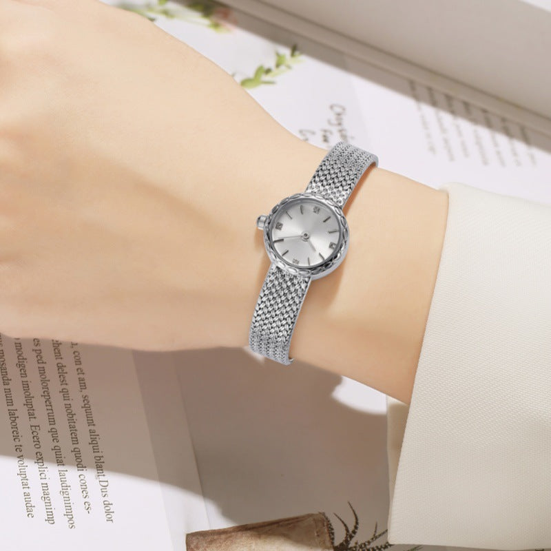 Retro Copper Mesh Womens Versatile Vintage-style Mini Gold Watch