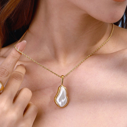 18K gold inlaid irregular pearls exquisite design noble necklace