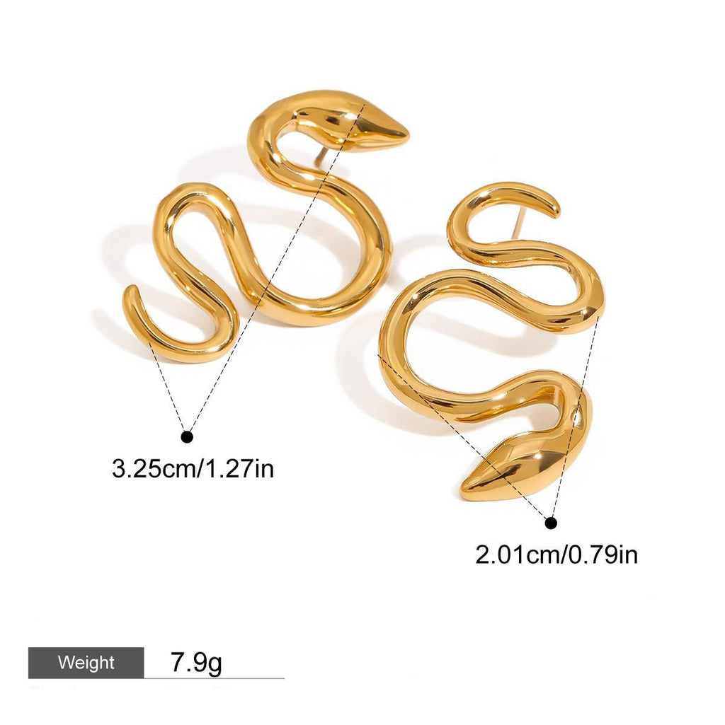 18K gold snake-shaped design trendy and personalized earrings