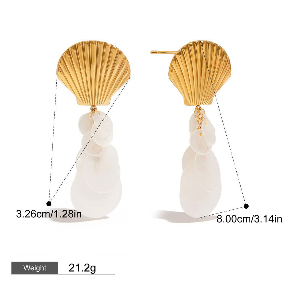 18K gold shell-shaped earrings with round tassel design