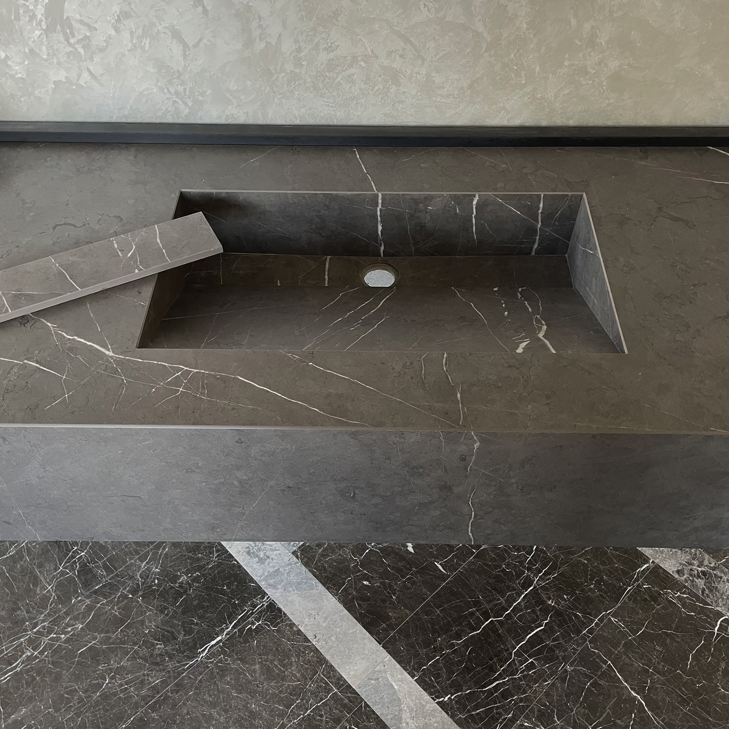 Engineered Stone Kitchen Sink Infinity Pietra Grey Handcrafted