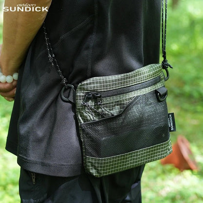 Outdoor travel single-shoulder bag