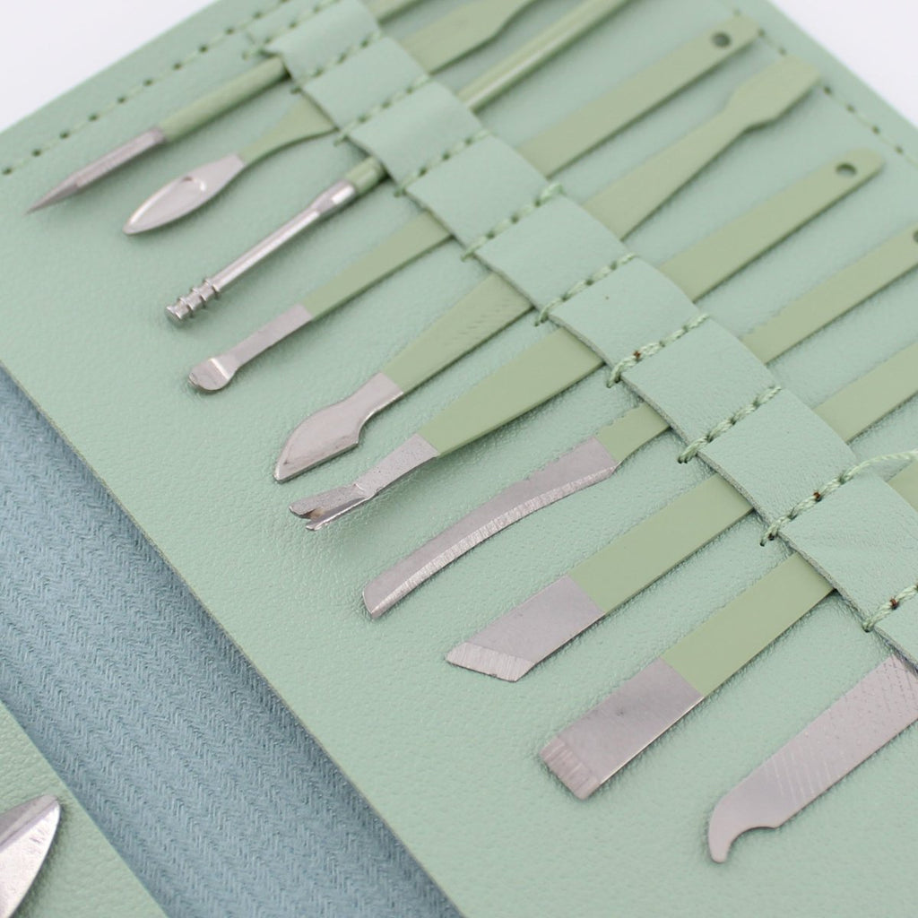 16 Piece Manicure Pedicure Set Carbon Steel Travel Grooming Kit