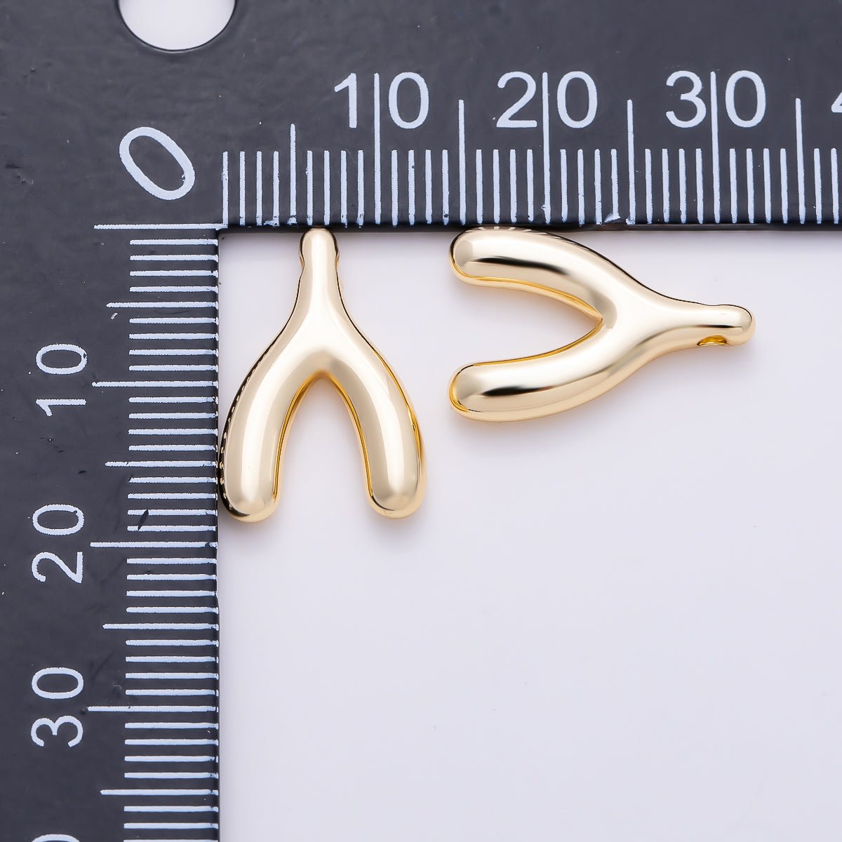 Stainless Steel PVD Gold 18mm Minimalist Lucky Wishbone Pendant in Gold & Silver | Charms-01582 Charms-01583