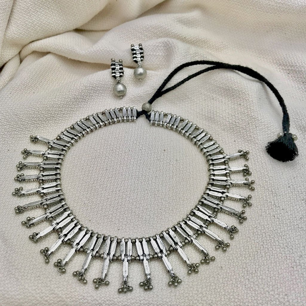 Statement Collar Necklace Cotton Tassel Back Boho Indian-Inspired Flex Chain