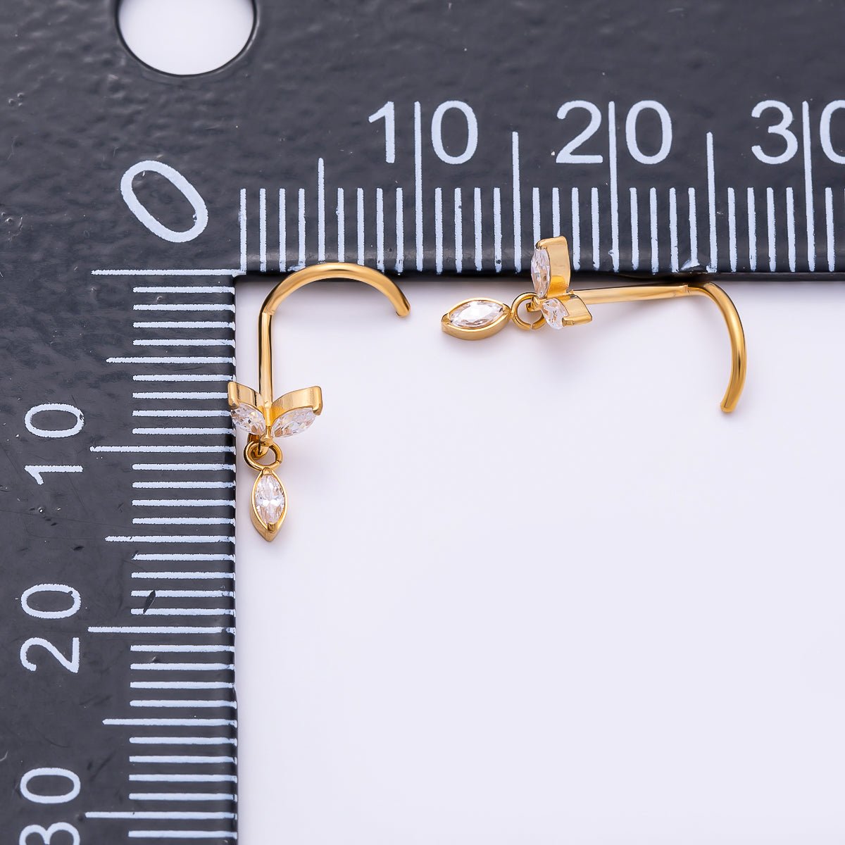 Titanium 9.5mm Marquise CZ Leaf Cartilage Nose Single Piercing Stud in Gold and Silver | BJ-00232 BJ-00233